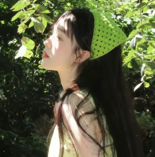 男人女人向前走